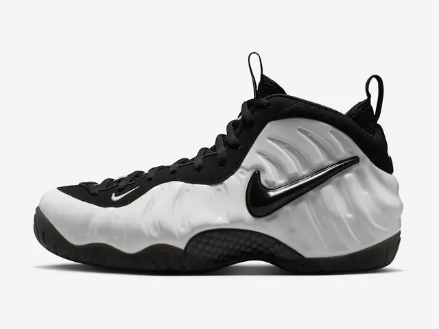 Nike Air Foamposite Pro Premium in summit white, black, side view