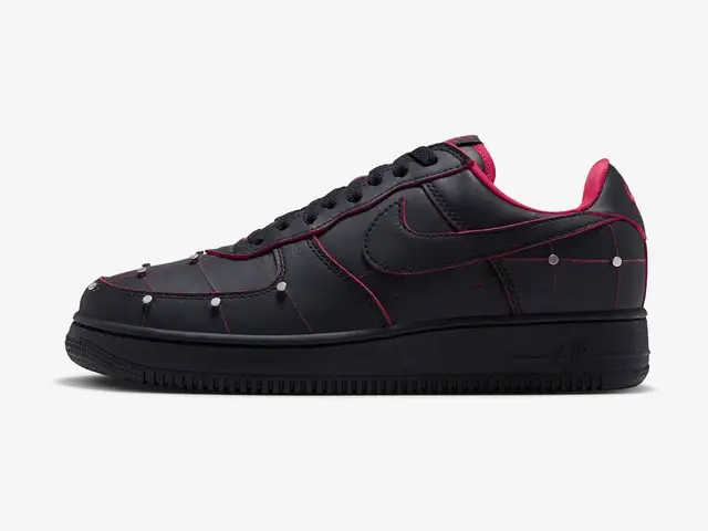 Nike Air Force 1 '01 in black, gym red, metallic silver, black, side view