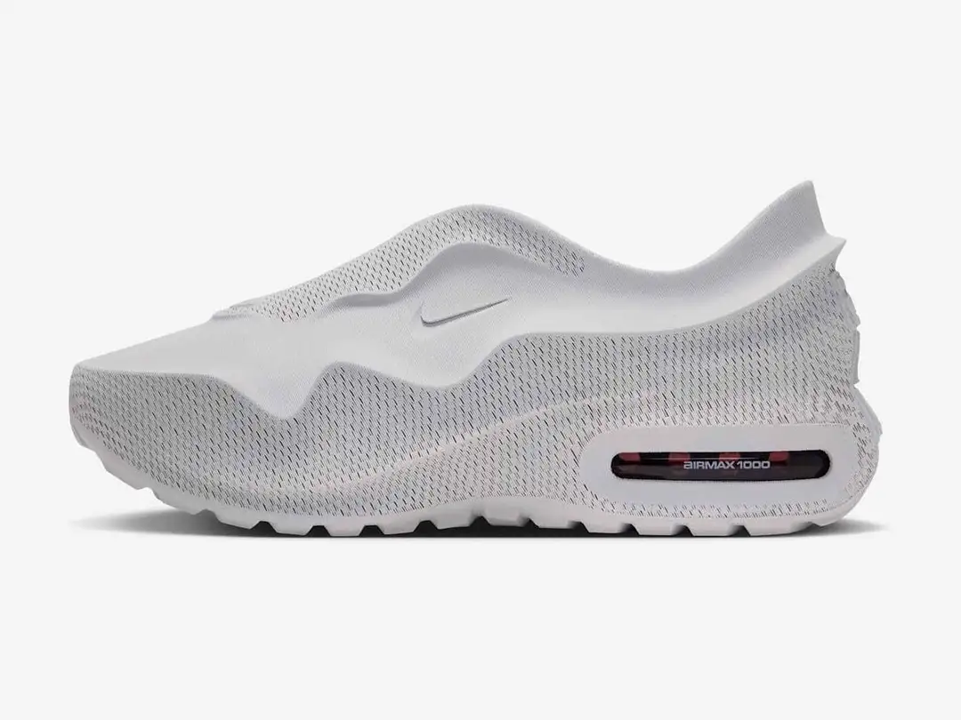Nike AIRMAX 1000 in pure platinum, burgundy crush, pure platinum, side view